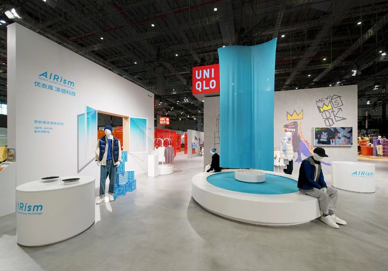 杭州展會設計搭建公司領你看2023進博會最具有創意00家企業展臺（優衣庫展臺）4